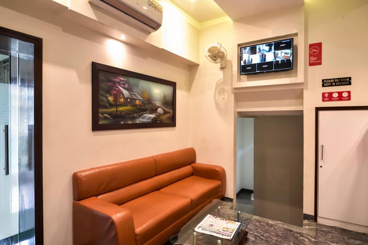 Hotel Sea Grand, Colaba Мумбаи Экстерьер фото